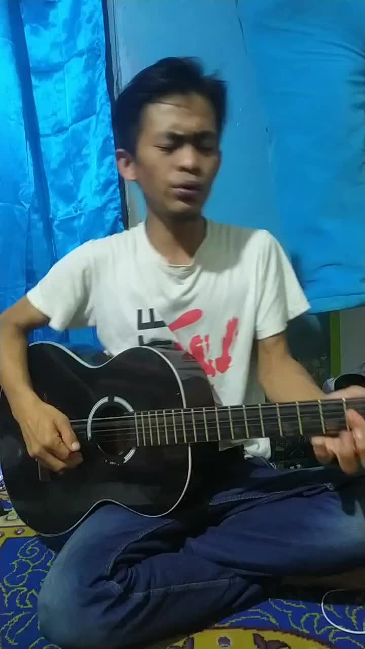 XFI Rohman kota garut 1991 umur 28 sebagai pengamen sharian 