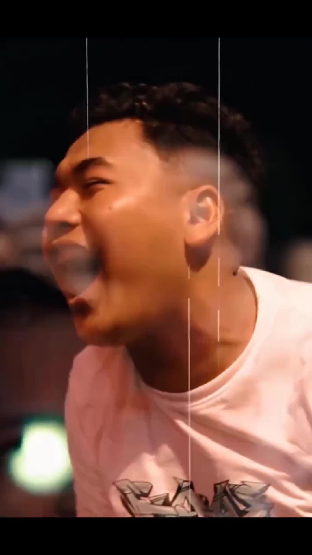 Ada yang terlihat utuh tapi runtuh