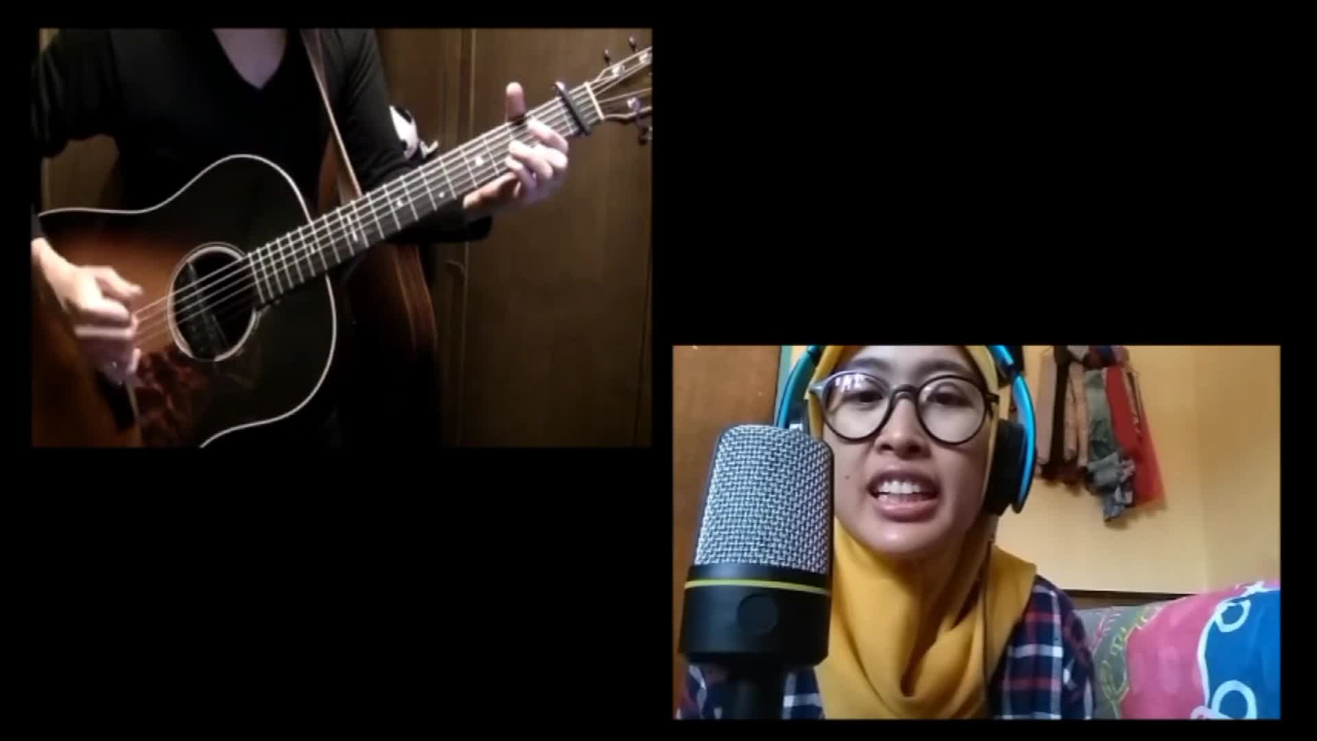 MINGGIR!!!!! WIBU KOLOT LAGI NYANYI!!!! (◠‿・)—☆ Hai saya Mira mohon votenya yah kalau suka