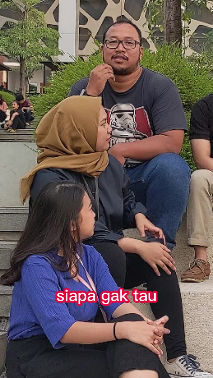 lagu lagu apa yang??