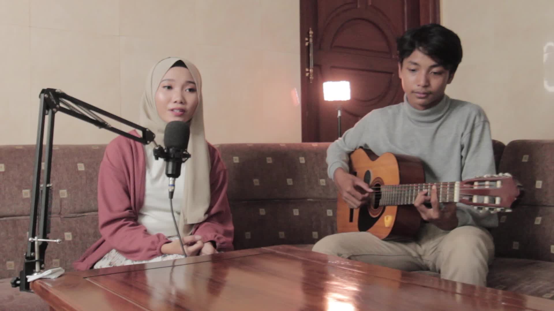 Tanpa Batas Waktu-Ade Govinda feat Fadly cover by Rizqi Utami @rctiplusofficial #RCTIPlusTanpaBatasWaktuCover #HomeOfTalentRCTIPlus 