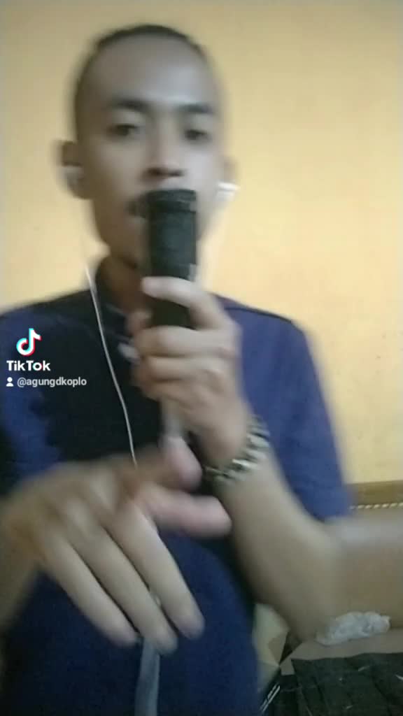 kontes ambyar indonesia nama agung umur 24  kota bandung  085794321359   