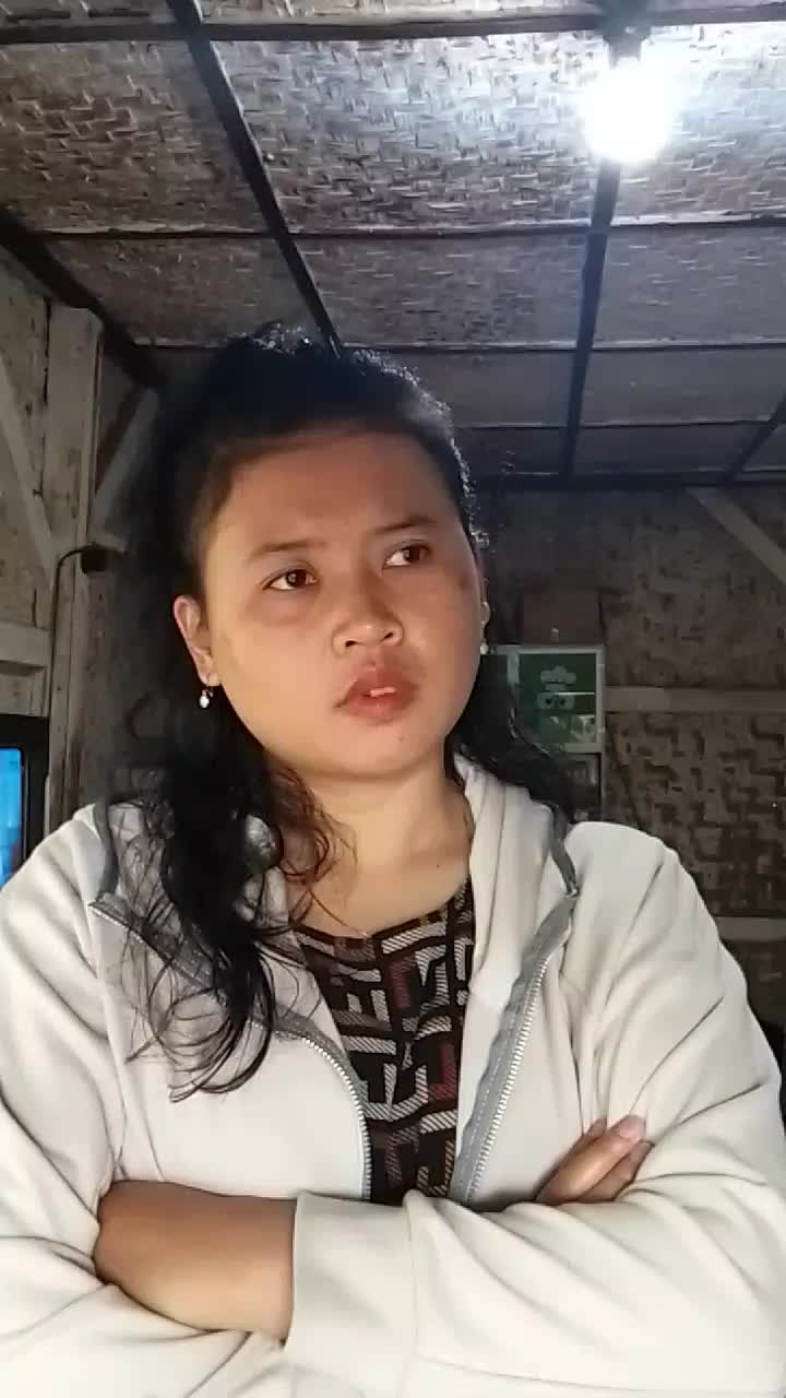 awas Elsa ngamuk