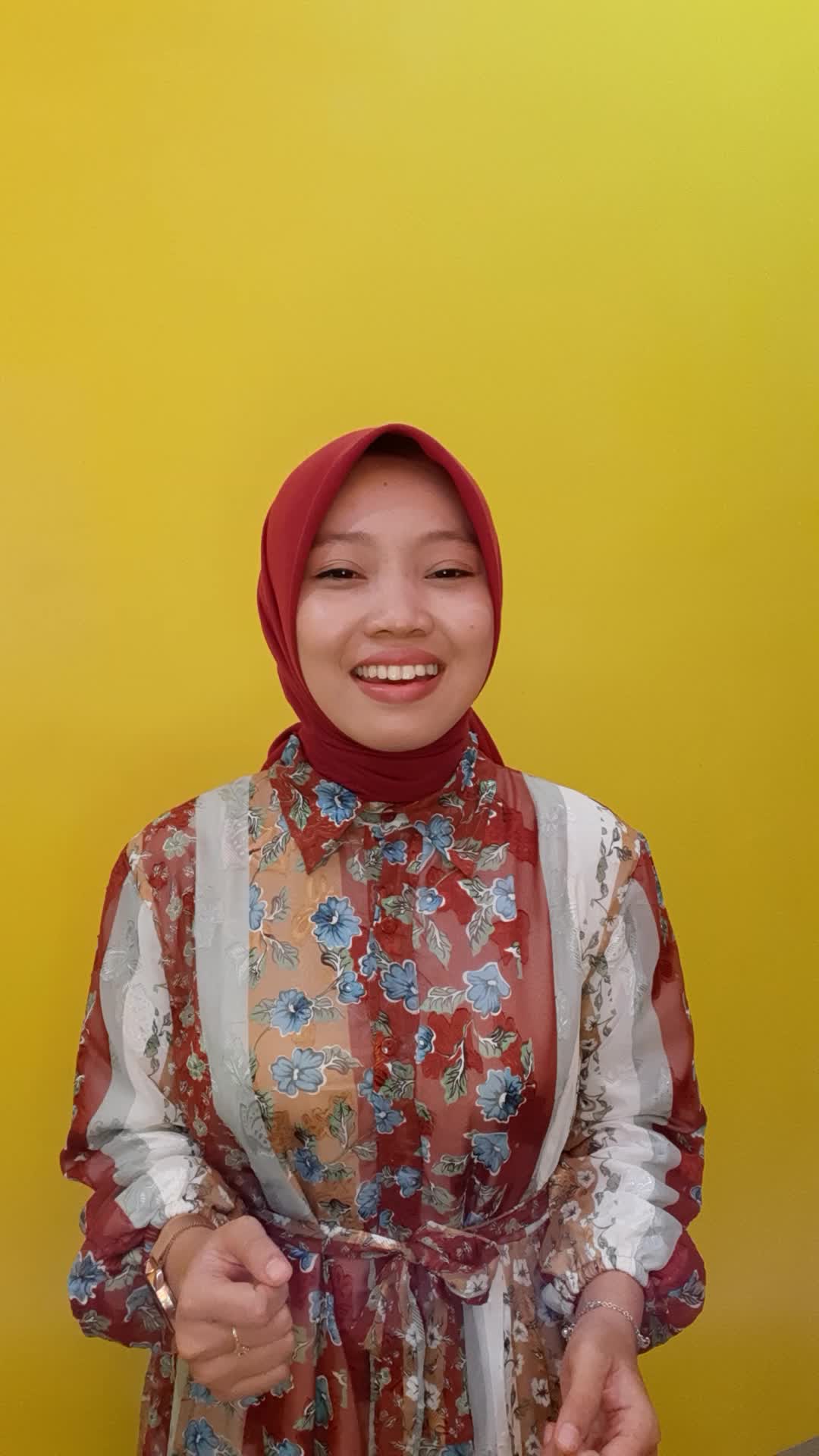 #ONLINEAUDITIONRISINGSTARINDONESIADANGDUT
Nama lengkap : Siti nurani
Nama panggilan : Siti
Umur : 21 tahun
Asal : Provinsi Kepulauan riau, K