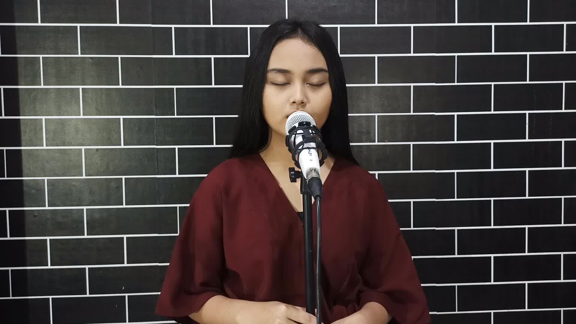 XFI2021 SOLO FADIA ALISYA 15 TAHUN KOTA SEMARANG I'LL NEVER LOVE AGAIN-LADY GAGA