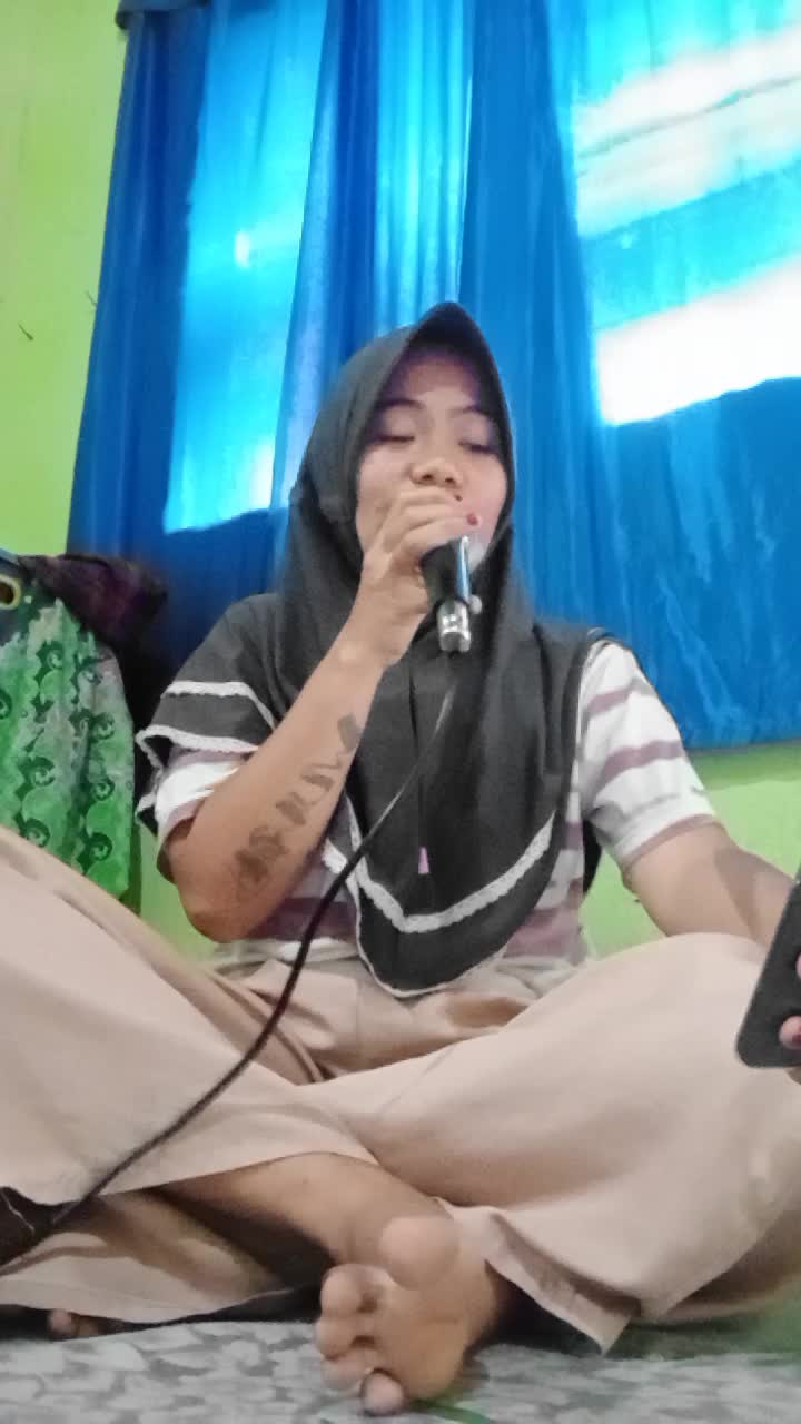 Eka Wulandari muslimin 25tahun.sulawesi tenggara kab.muna. misteri cinta dan bias sinar Nicky astria