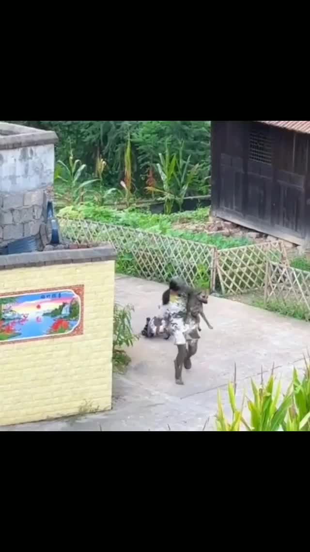 Ketika main sama bestie