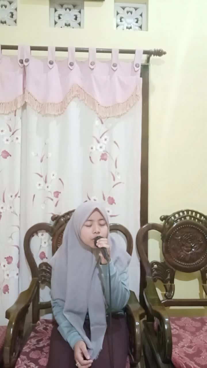 Nama: Lasta Mursala_Asal dari Pekalongan_umur saya 19 tahun #onileAuditionr Rising Star Dangdut Indonesia #MNCTV