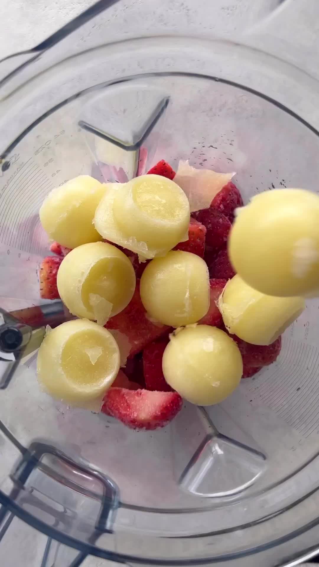 Strawberry + lemon combooo