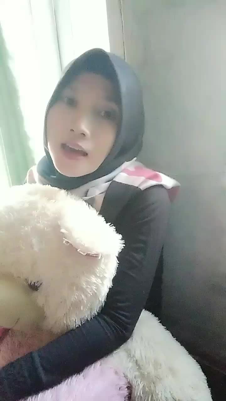 Assalamualaikum Wr.Wb.
Semoga Semuanya selalu dalam lindungan Allah SWT. Nurajizah_Purwakarta_28 Tahun
Judul Lagu_Ramadan #voiceoframadangtv