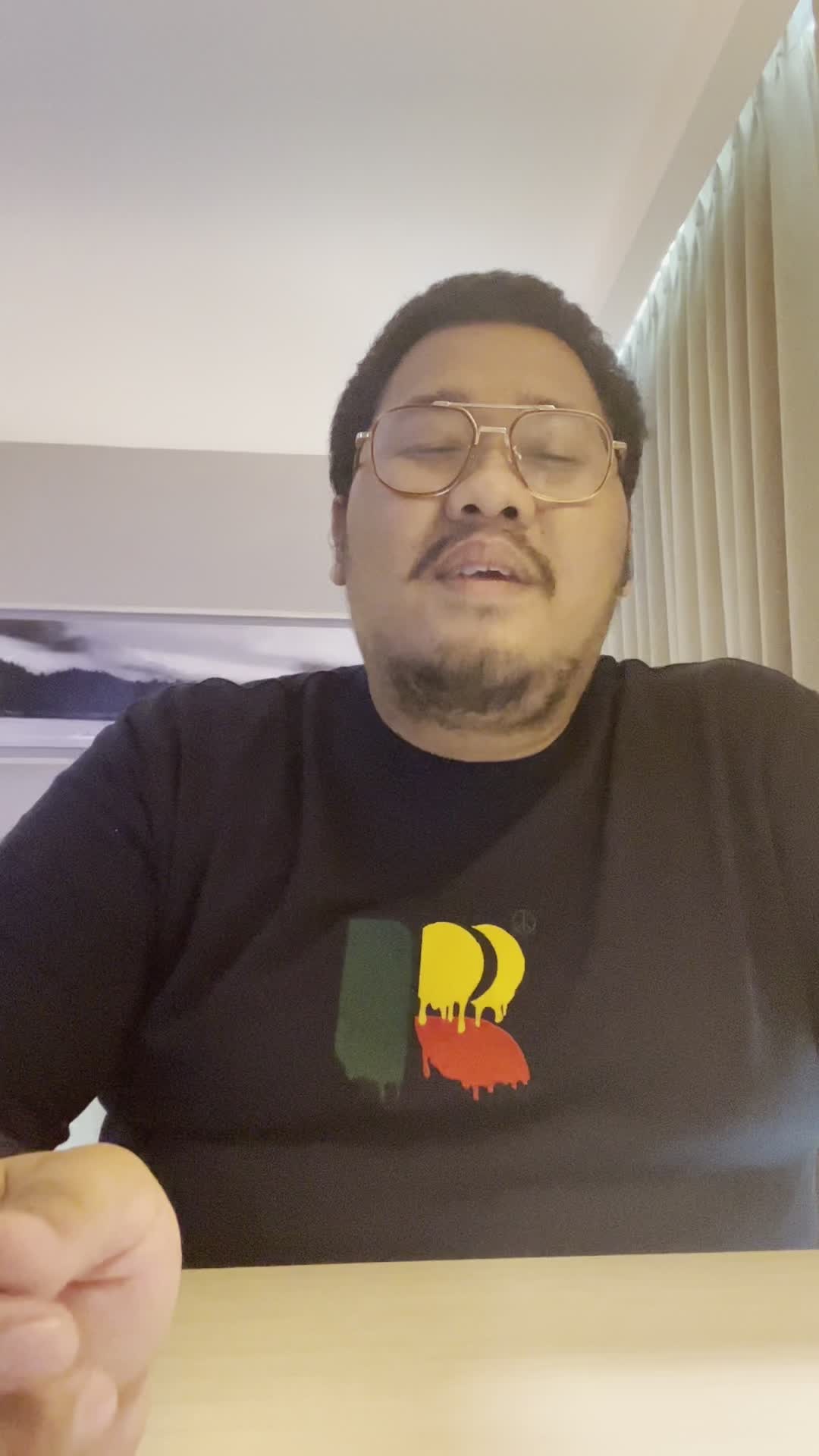 Mau audisi X factor tapi kelewat, by the way hope other way can bring me to other opportunity, 
Cover Tulus - Sewindu hope you like it ya 