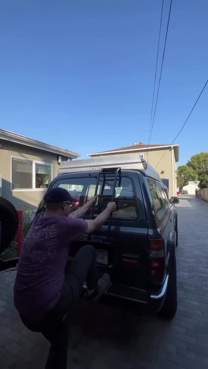 tangga mobil