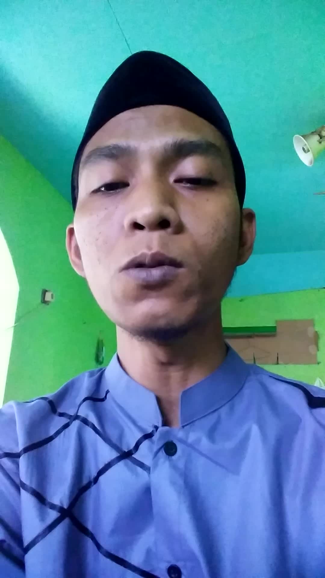 Perkenalkan nama saya Nailul Amani dari Kota Pekalongan... dengan lantunan Qosidah "Ahmad Ya Nurol Huda"  Selamat mendengarkan...🙏🏻😊 