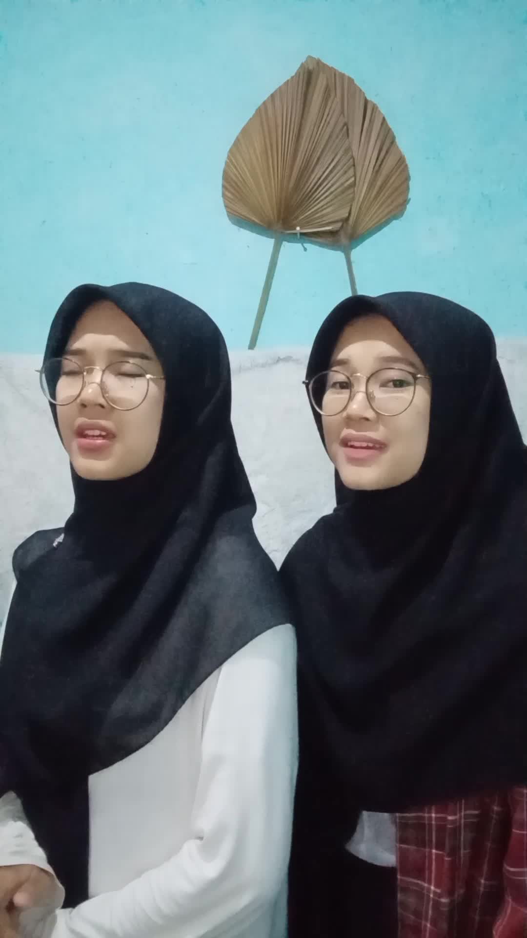 Lagu Assalamu'alaika ya rosulallah cover by anida feat anita, kuningan jawa barat