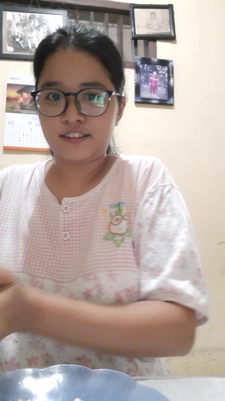 review bagot ni horbo (susu kerbau). talent gw sebenarnya makan bukan review 🤣🤣🤣🤣🤣