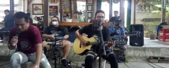 pastinya ngeband