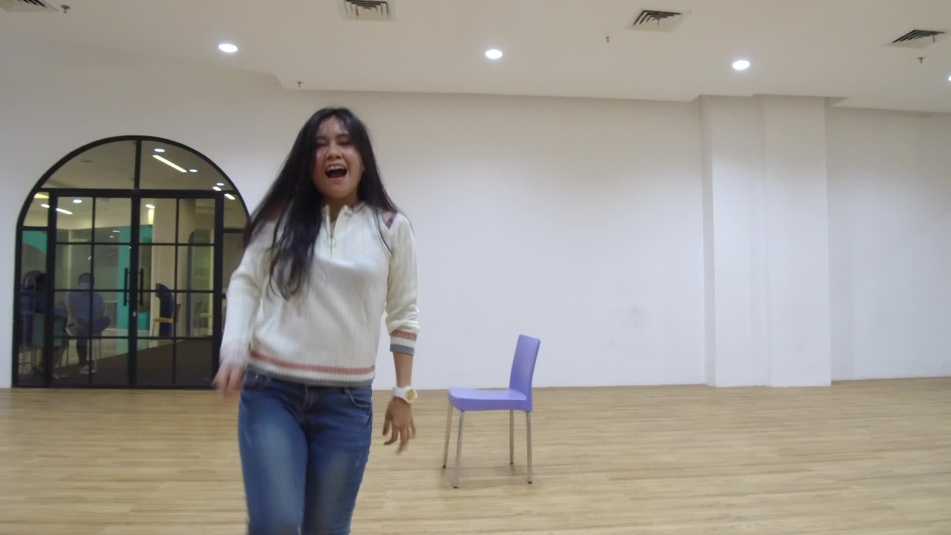 Adel cover lagu Adele :P Sent My Luv (to ur new lover) #Adelinethesa #sentmyluv #Adele