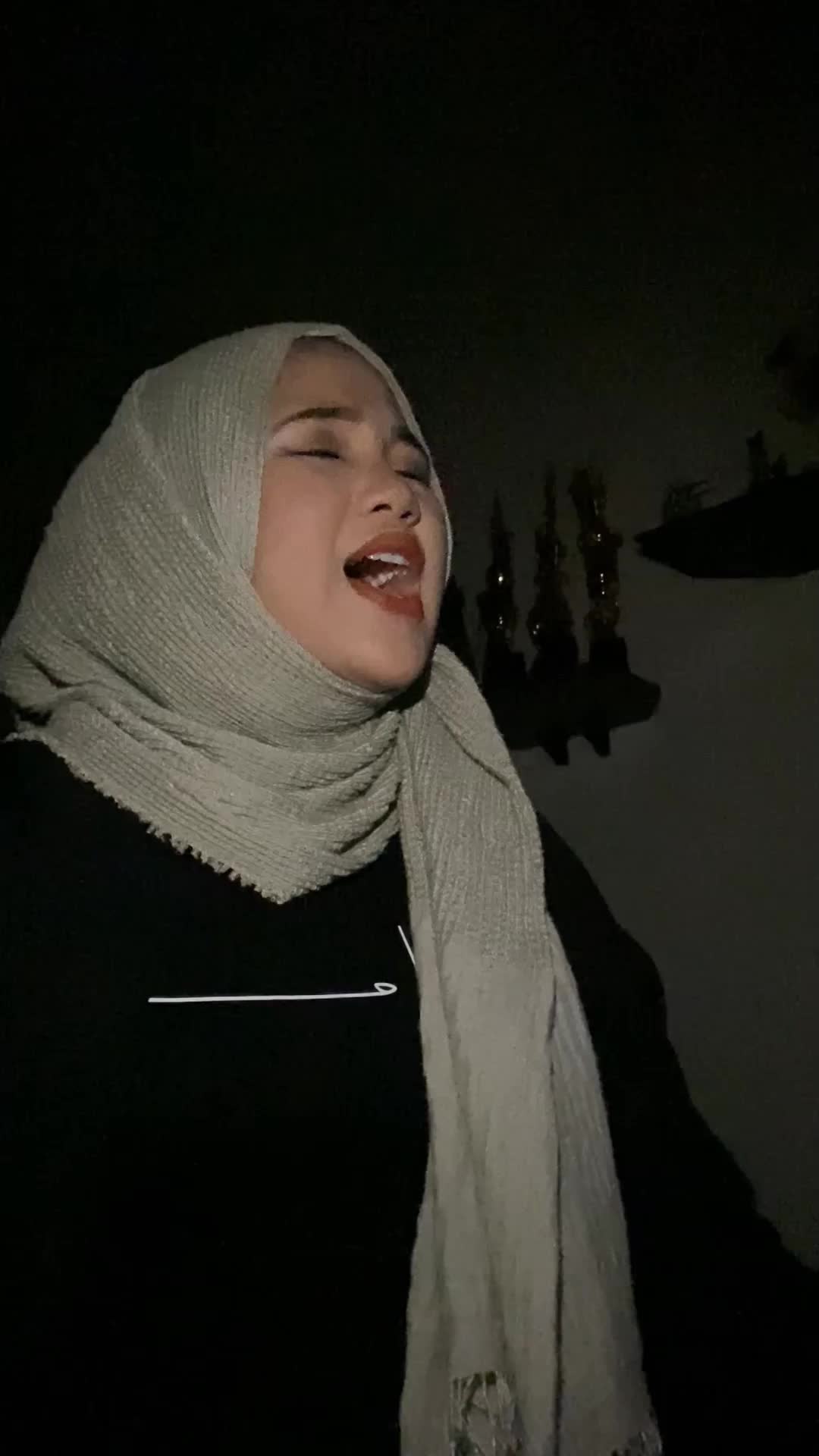 TINBS Ratu Balqis Assyura Maurani, Pontianak Kalimantan Barat, 18 tahun, Lonelines - Putri Ariani #TINBS