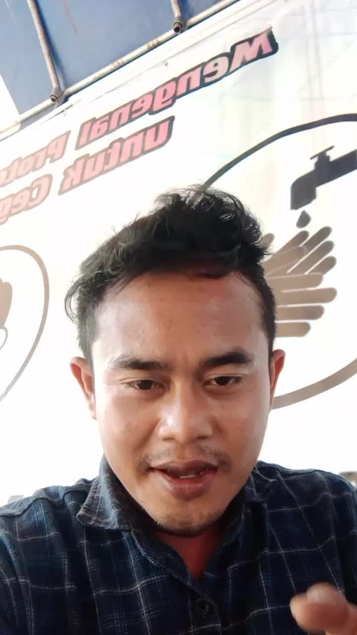 nama Dicky Effendi,umur 29,asal medan