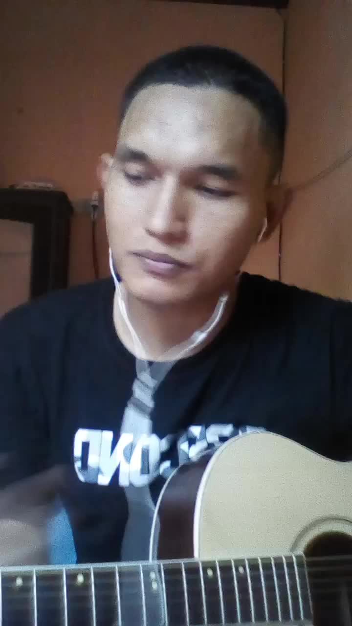 XFI 2021 tatan supriatna (solo),32 tahun ,asal tasikmalaya ,lagu (hanya rindu ) amnest kamaleng )dan  (tanpa batas waktu)by fadly ft ade g