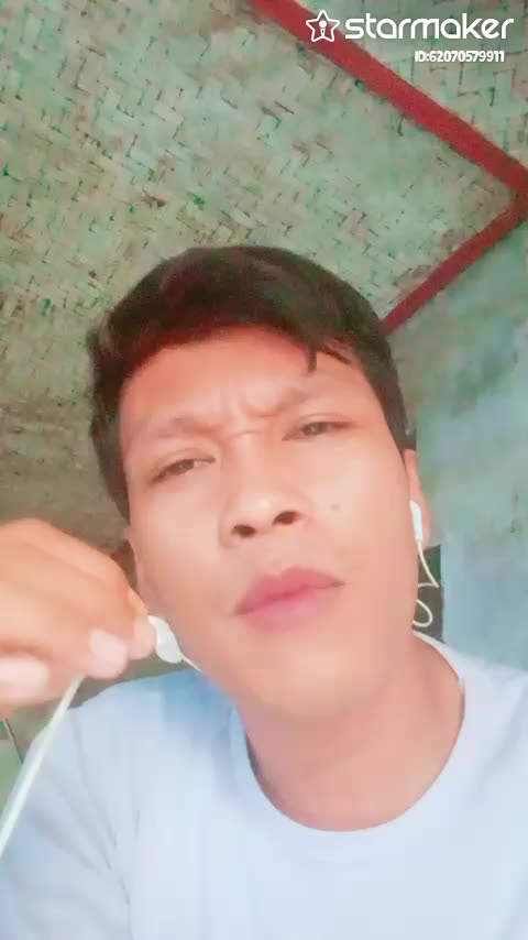 Cover lagu Penantian oleh Dede Herul irawan