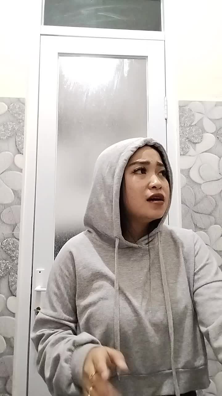 IDOL_XII RINDIANTY RAMADHANIA 20 BANDUNG KISAH SEMPURNA-MAHALINI