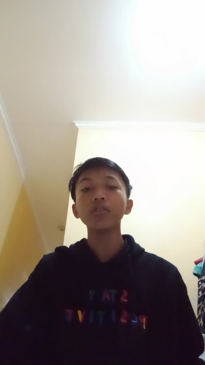 assalamualaikum saya Sahrul Ramadan asal Tanggerang,umur 15 tahun semoga lolos aminn