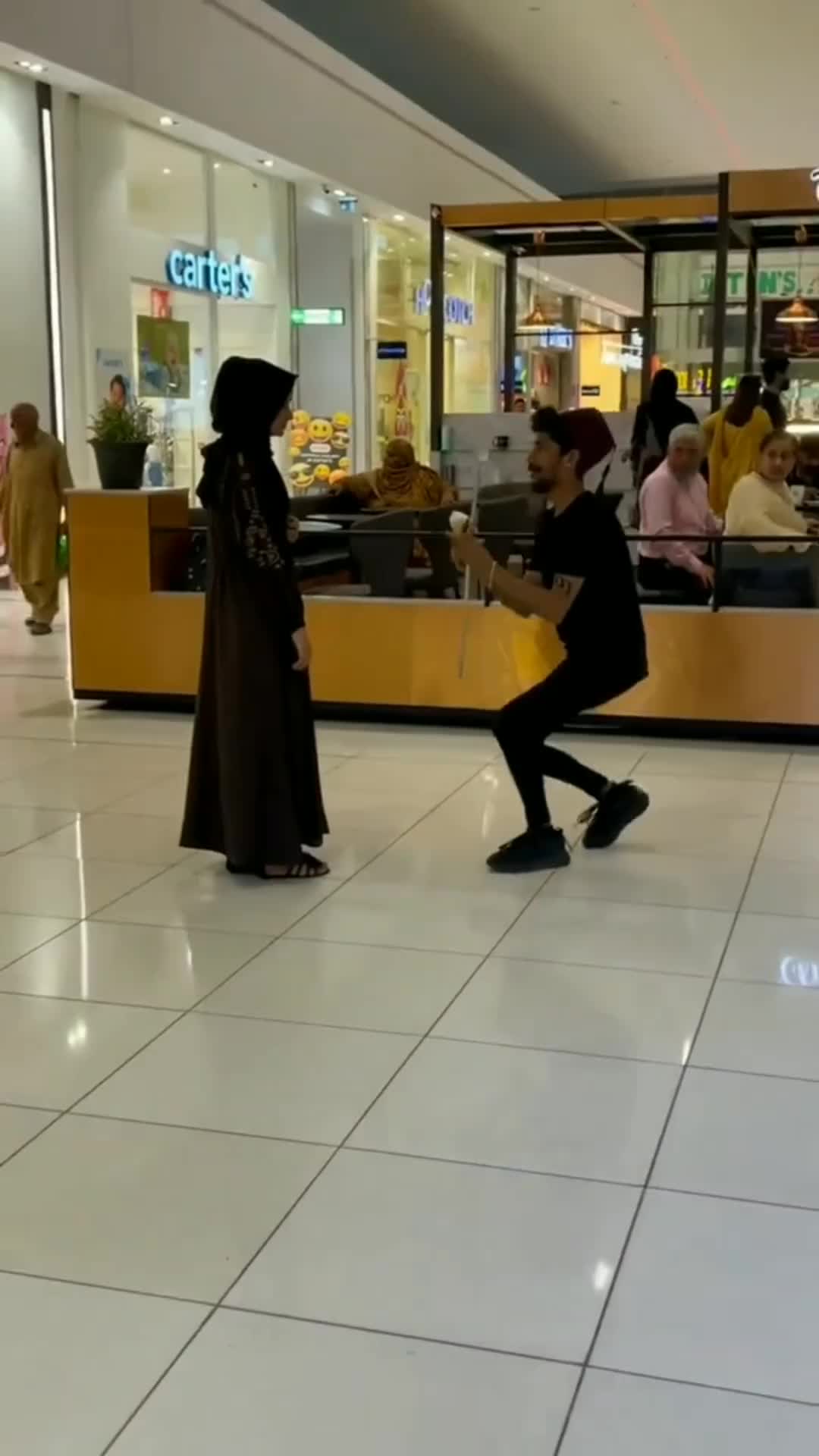 masih untung mau diterima sama ceweknya. kalo sampe ngambek beneran, banyak2 berdoa lu bang