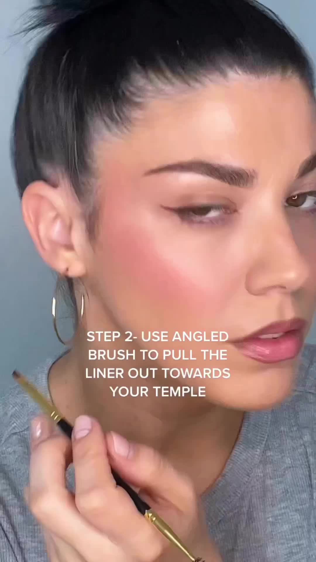 cara gampang bikin eyeliner