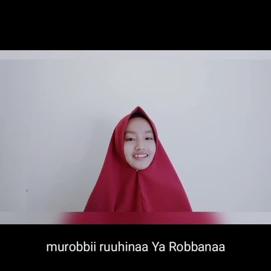 nama: silfina rohmatillah umur :19 judul lagu : syaikhona_@voiceoframadhan