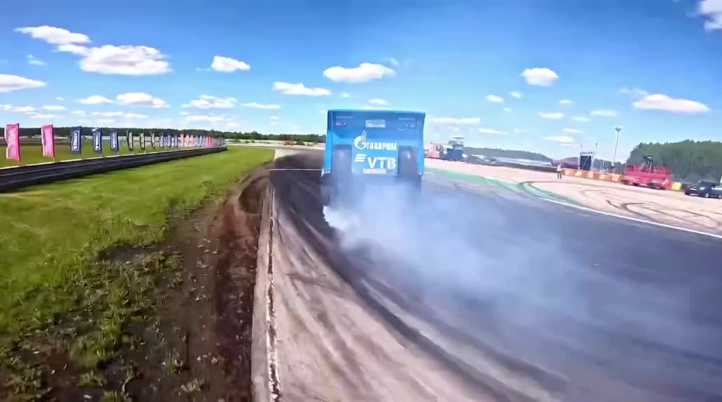 drift with truck