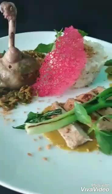 ARIS  CIAMIS

Woku Style Chiken Butter Garlic Rice with Souteed Papaya Flowers .

#onlineauditionmci8