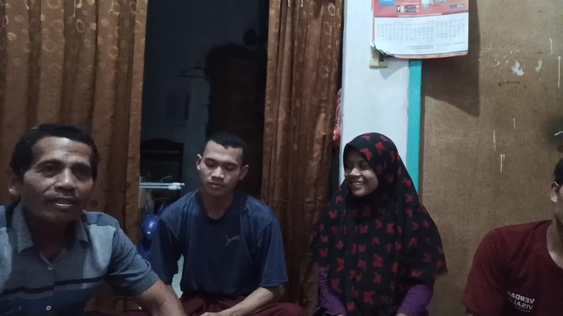 Terlalu banyak makan petei akhirnya ditengah² sholawat bengek😂😂🤣🤣
