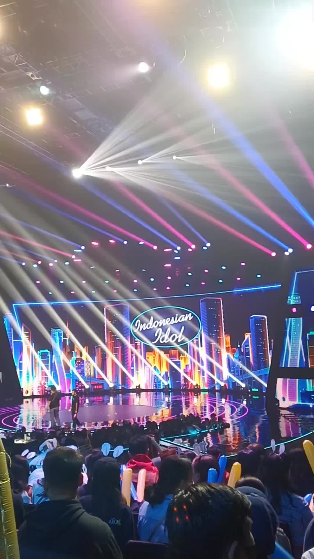 Akhirnya bisa kesampean Nonton Indonesia Idol... 