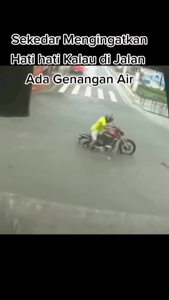 Hati Hati Kalo Lagi Banjir