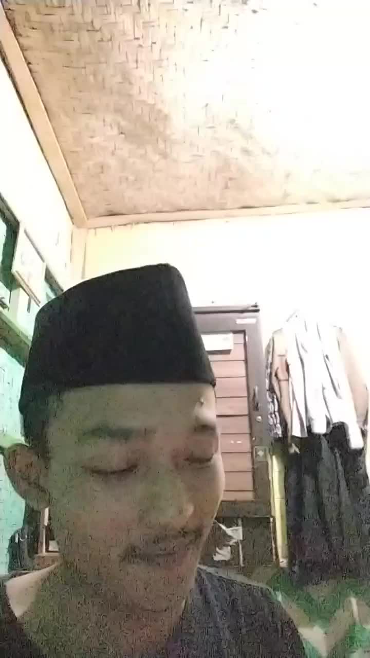 Ketika bucin di depan si jomblo 