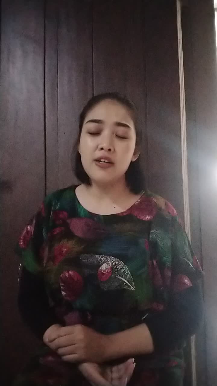 XFI2021 SOLO Yuli kurniawati 32thn jember judul lagu seberkas sinar