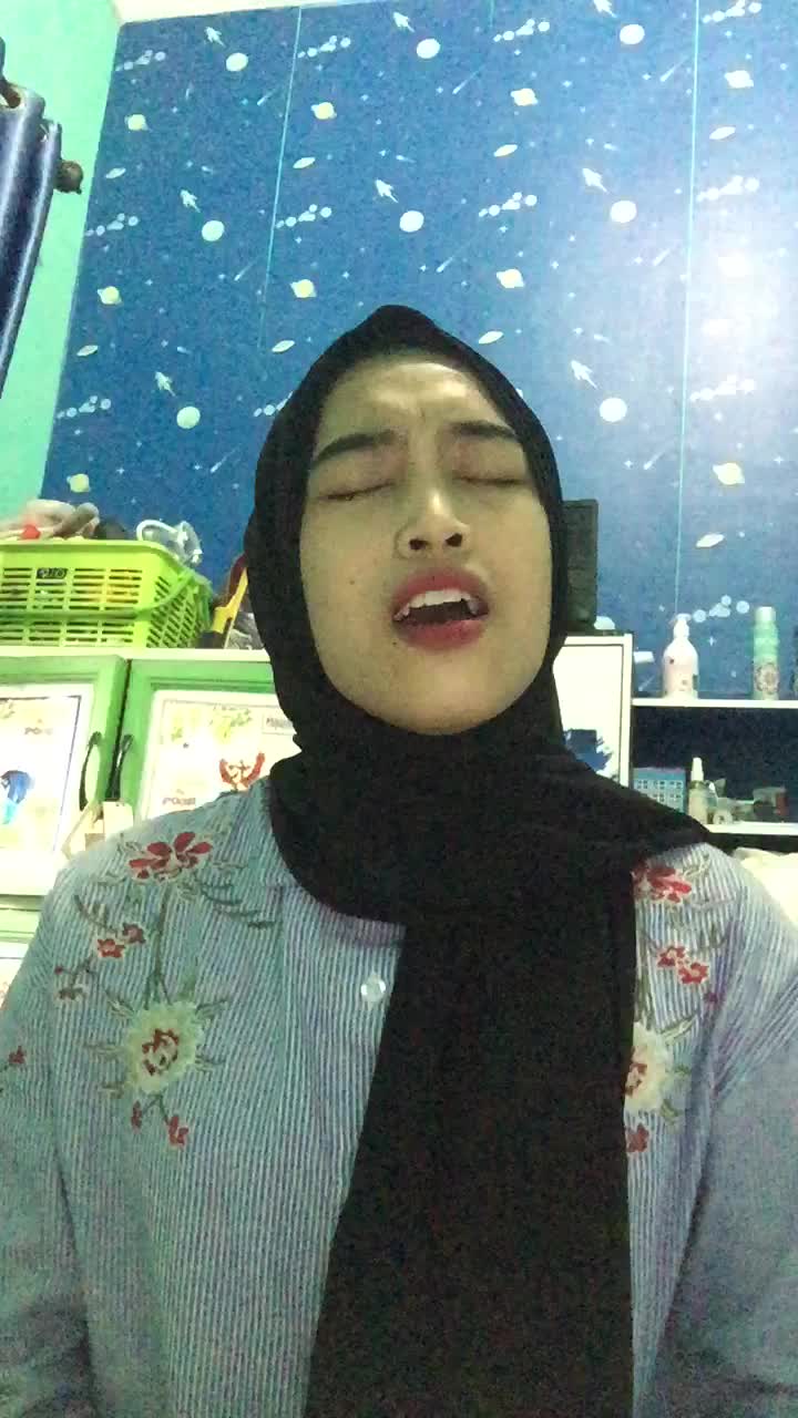 Nama saya Dinda mutiara 
Umur 20tahun
Asal saya kota Medan sumatera utara
Doain ya temen temen semoga lolos