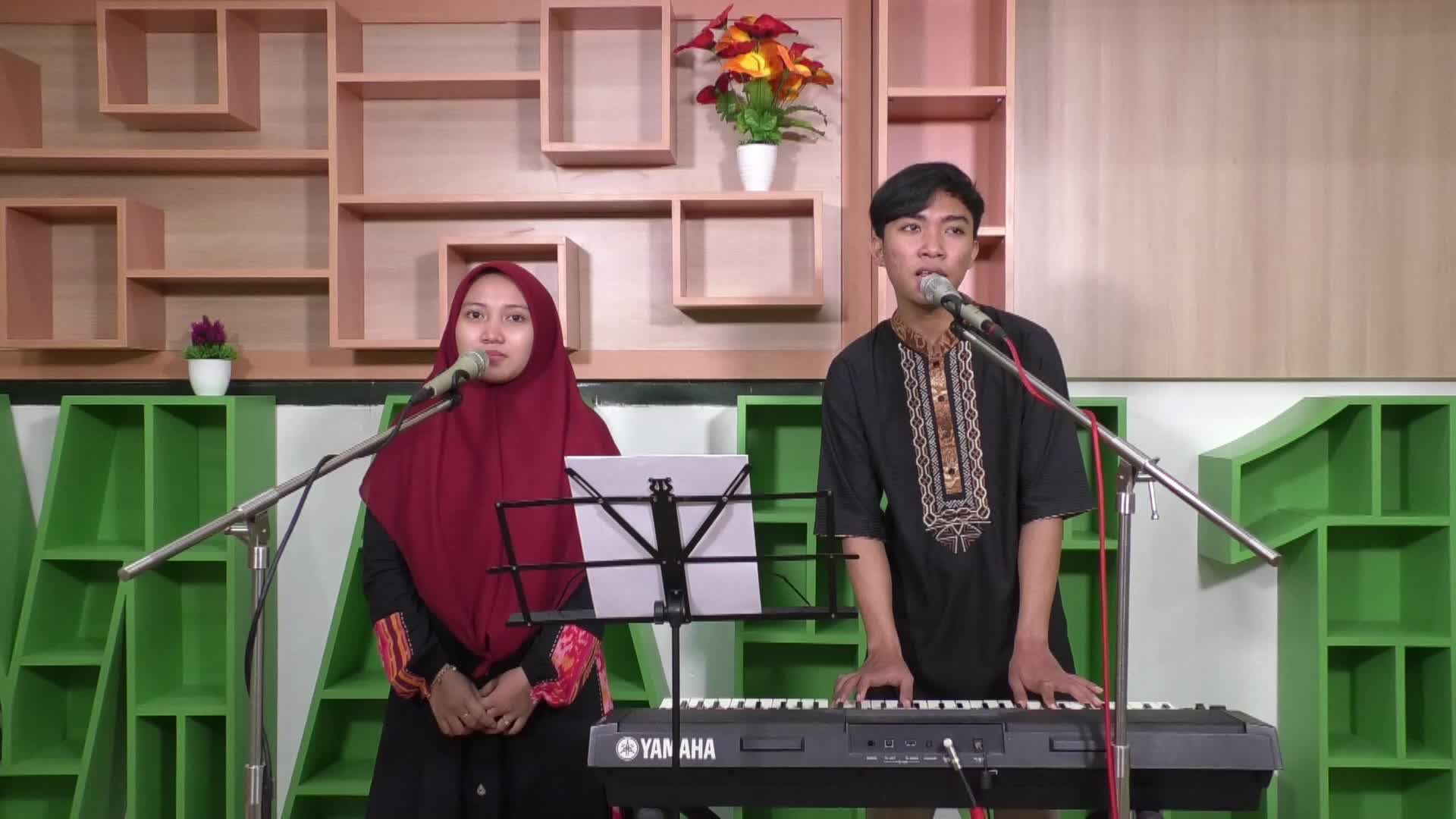 Fajar Fahmi Asrofi & Nailu Madya Zahro_18 Tahun_Gresik_Lawkana Bainanal Habib