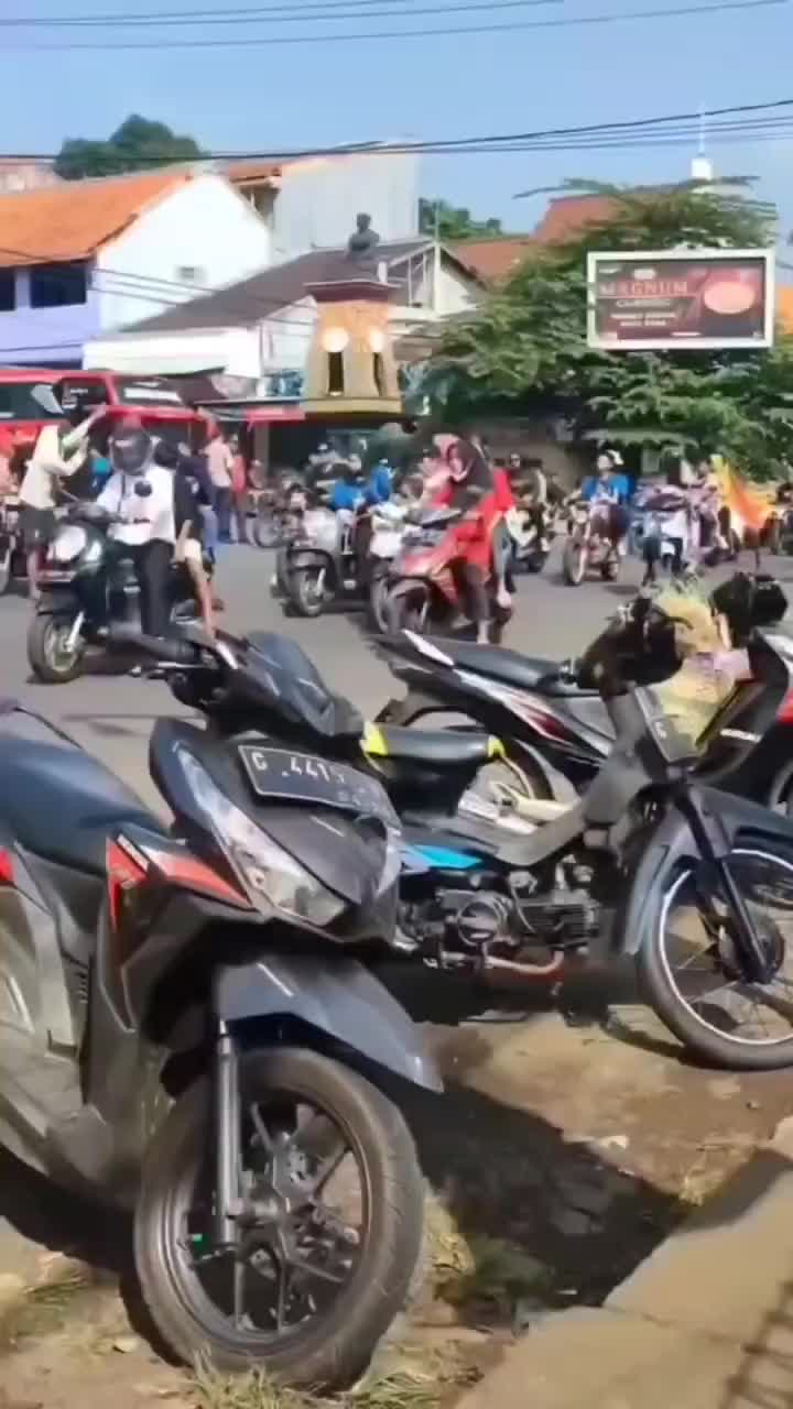Akibat Kebanyakan Gaya Di Jalanan