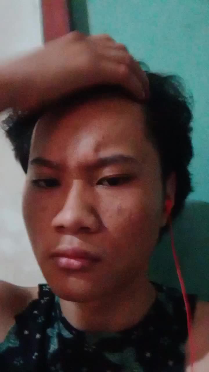 Perkenalkan Nama saya Adjie kurniawan Trivanto Umur 18th Asal Kota Surabaya 085732557170 no wa saya 