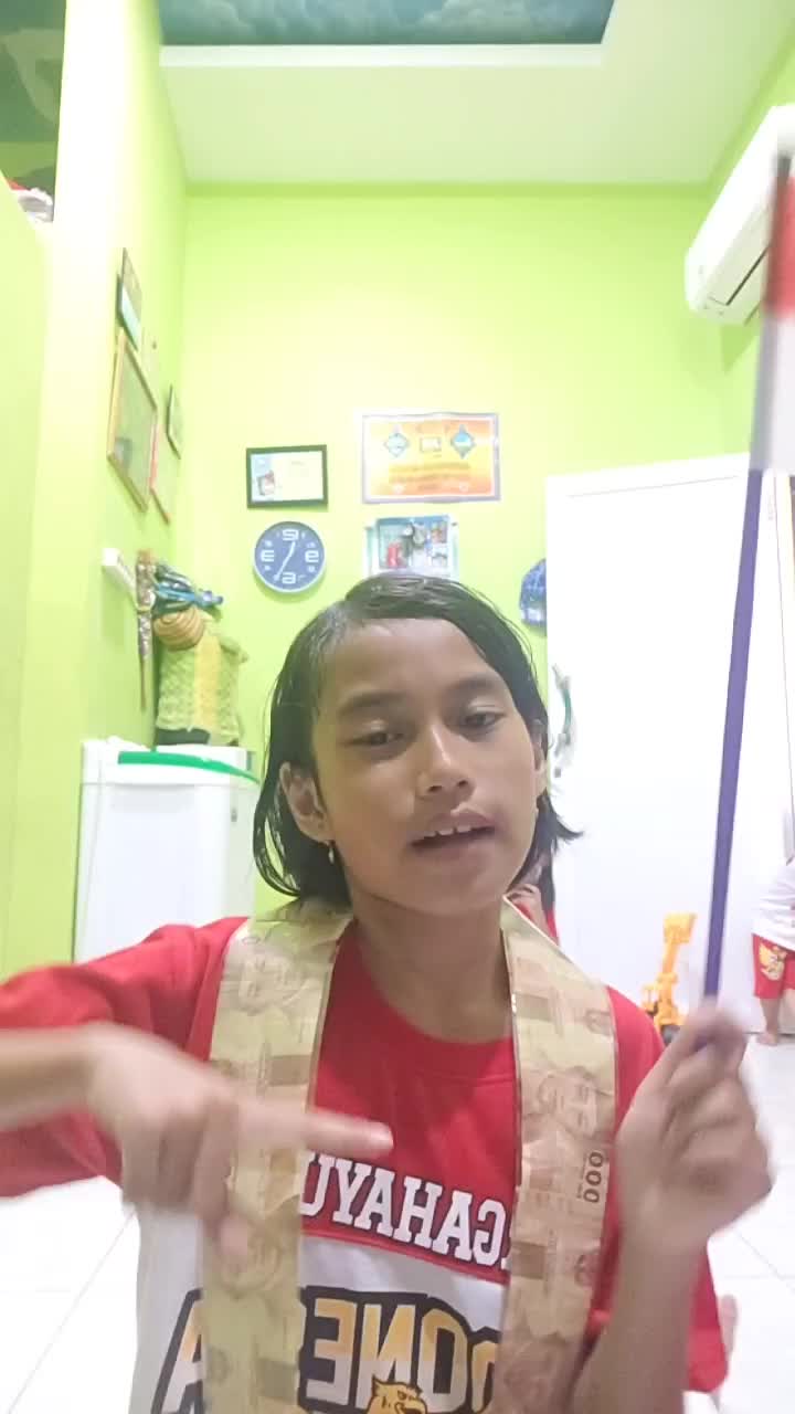 ToLong bantu Love vote foLow share di buang sayang aLya zahirah thanks for watching