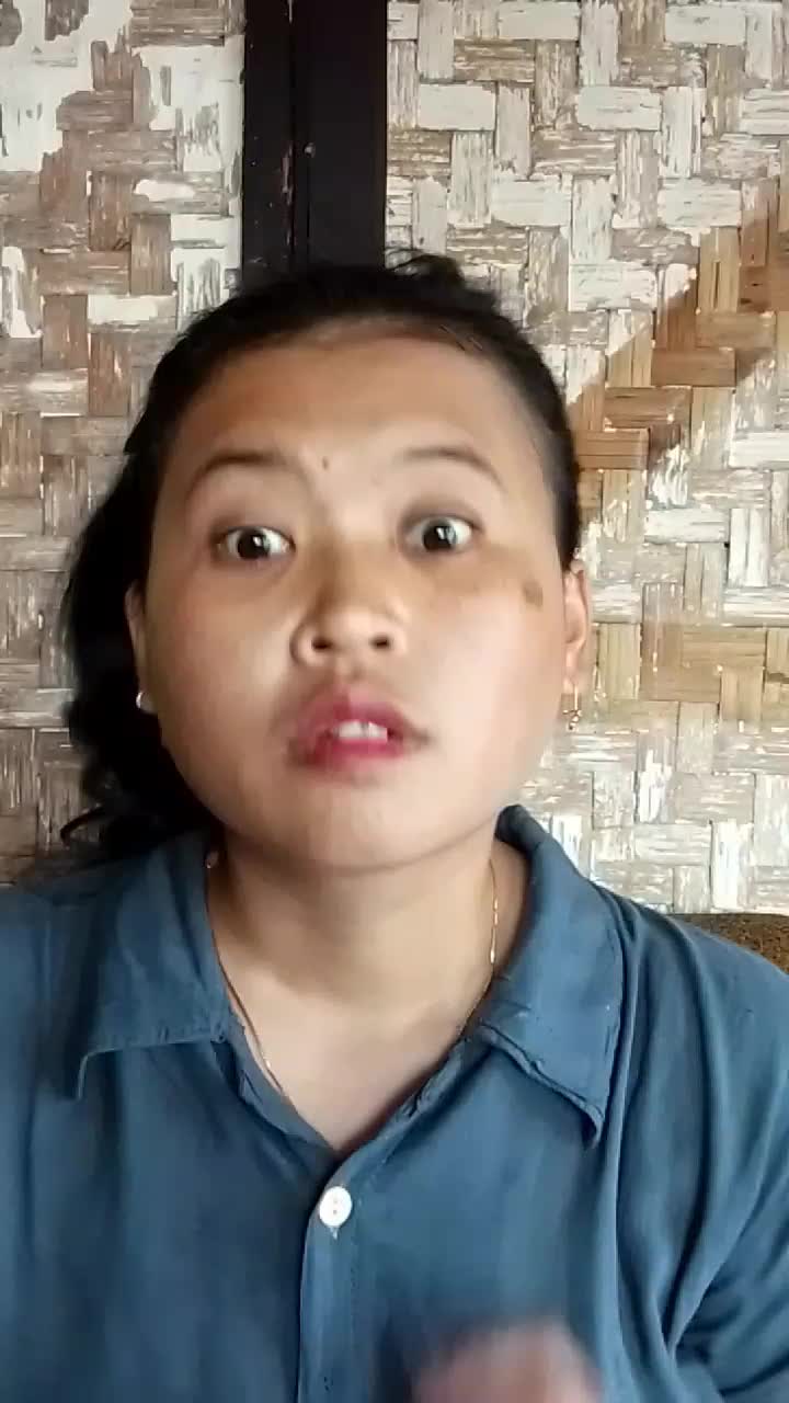 Neneng jadi cantik karena oplas di Korea