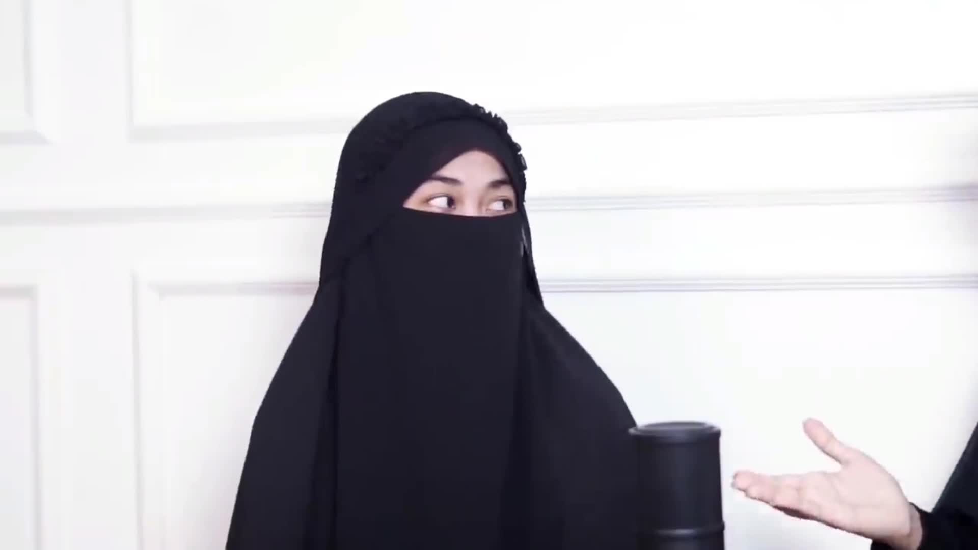 Sholawat Beatbox " Allahulkahfi " with Putri Laili , kali ini yg beatbox intan 