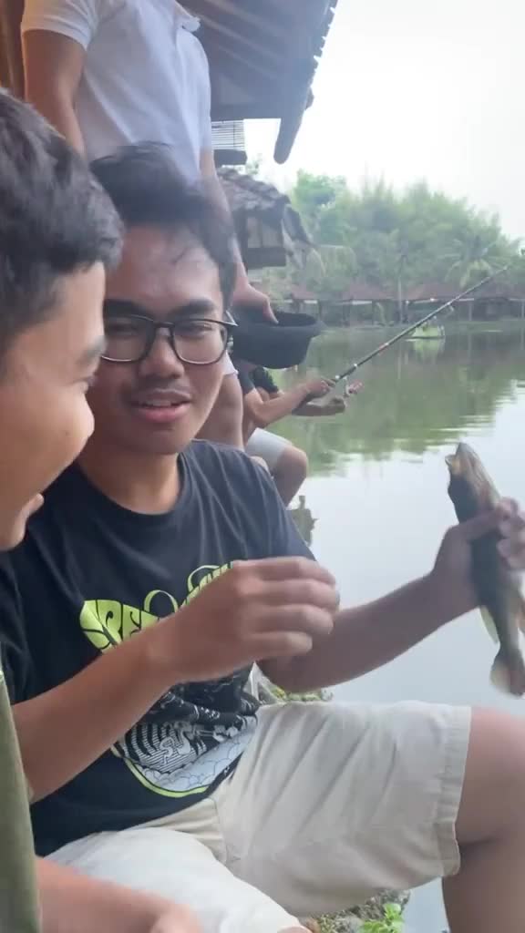 Ikannya Gabisa Diajak Bercanda