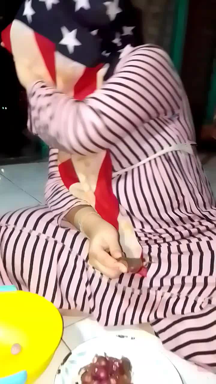 persiapan bikin nasi liwet bareng keluarga,kalo di kampung mah gini ya mohon maaf kalo rada rada 🤣🤣#minivlog