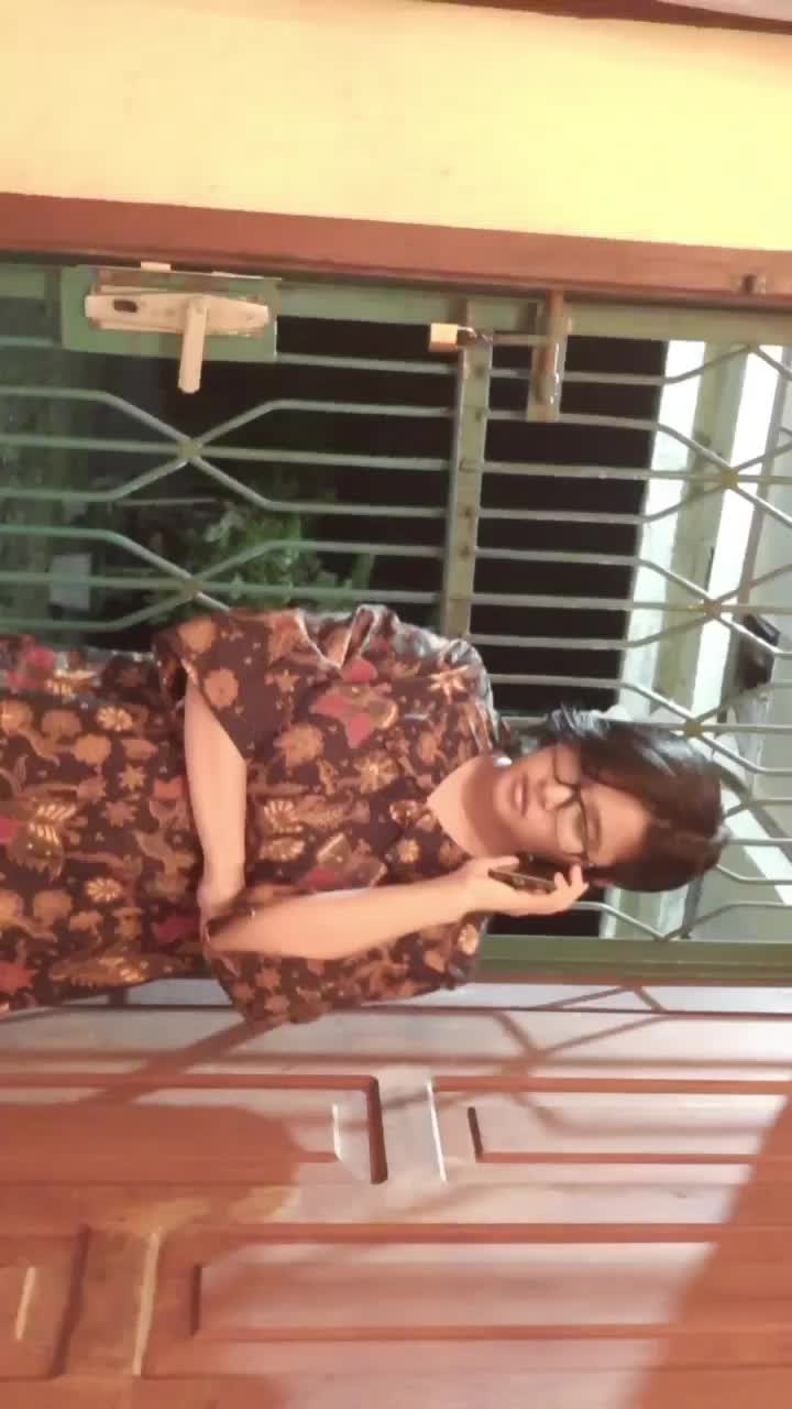 Buang aja handphonenya