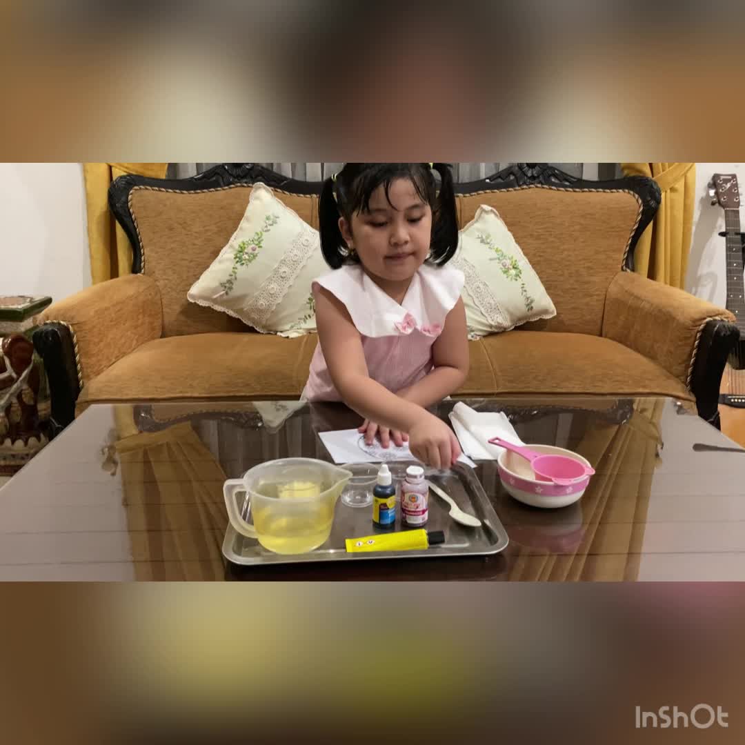 Mozaik Telur Paskah