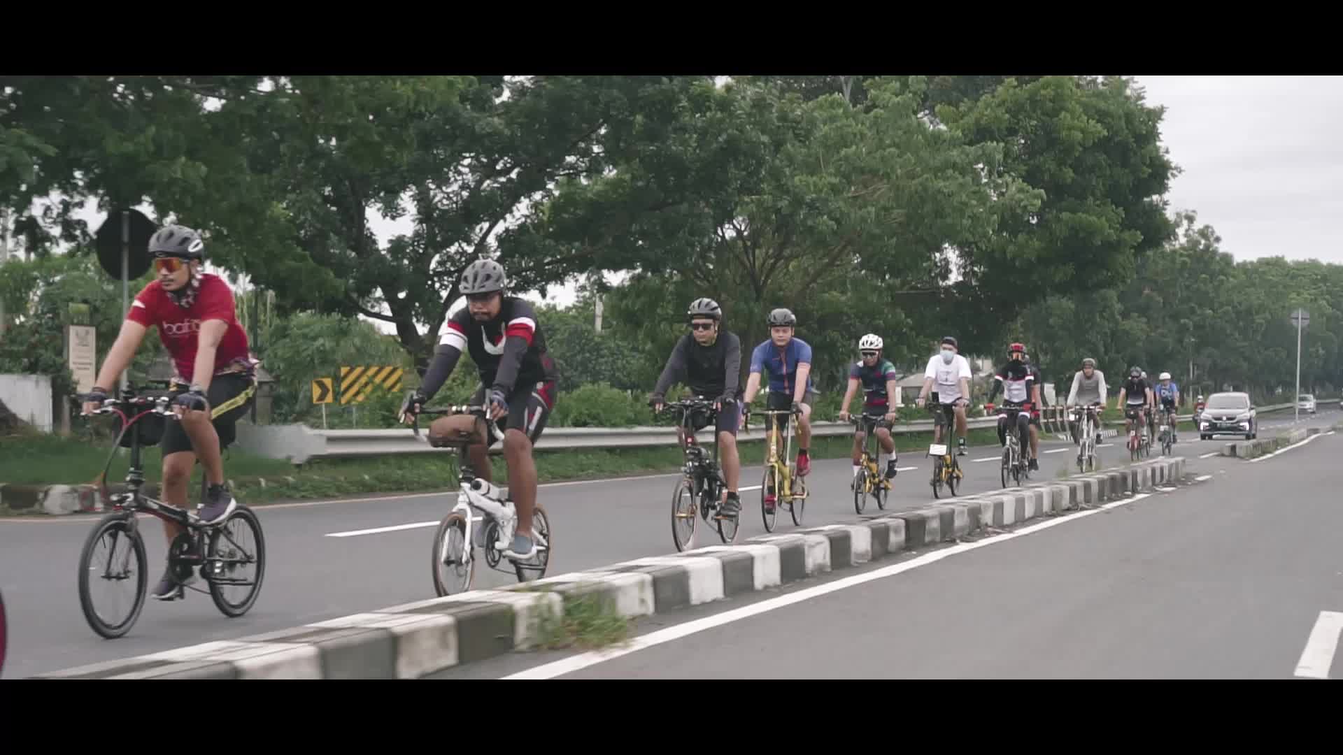 Cycling Videographer in Bali