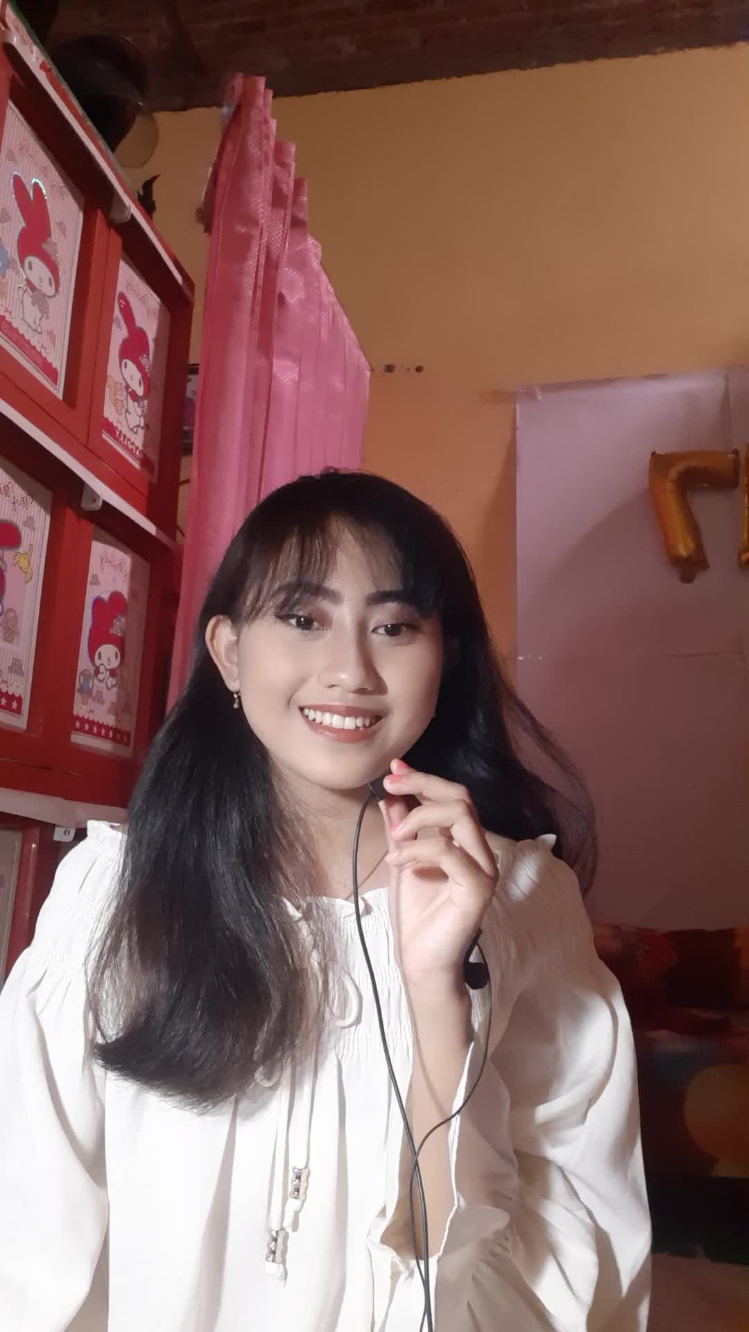 Maura Magnalia Chanda,17 thn,sidoarjo#audisiambyar#kangen nickerie#didikempot